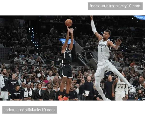 文班亚马连续两场40+15数据 马刺15连胜期间场均28分12.3篮板